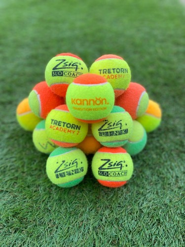 Used coloured tennis - 15, or